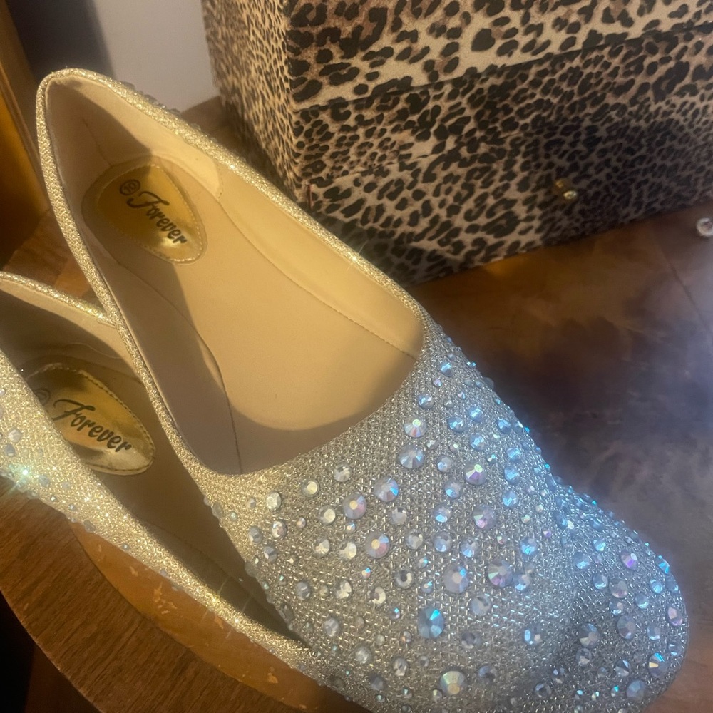 sz10… FITS LIKE A 9.5